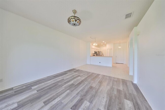 Building Photo - 633 Tremont Greens Ln
