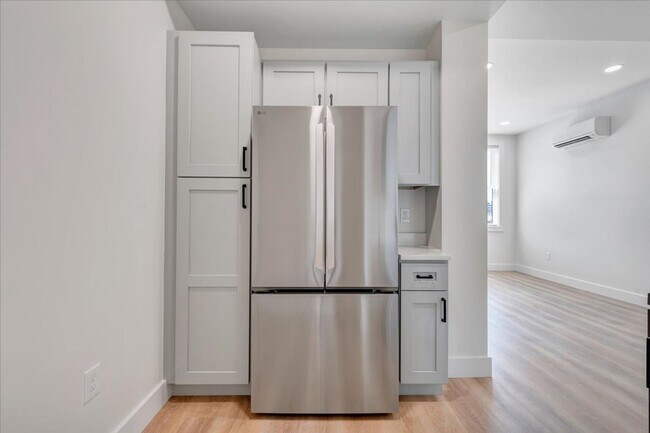 Building Photo - 2BR Apartment in Vinton - Premium Finishes!