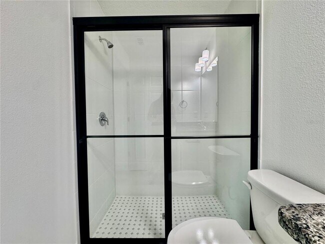 Building Photo - 8 Coral Reef Ct N