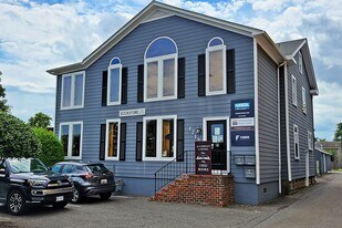 Building Photo - 1712 Mount Vernon Ave