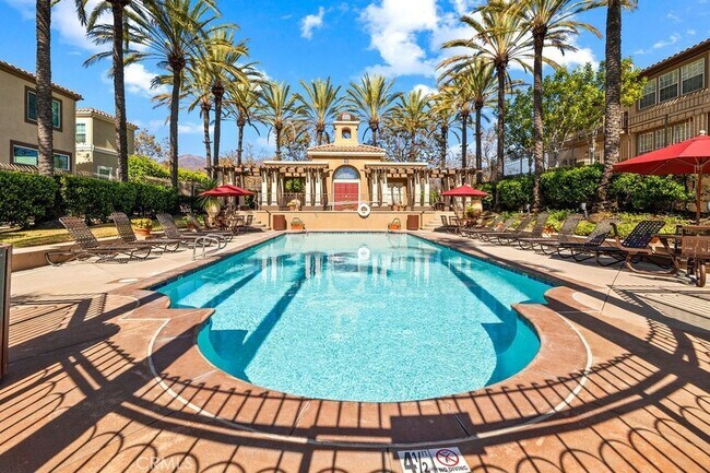 Building Photo - 205 Montana Del Lago Dr