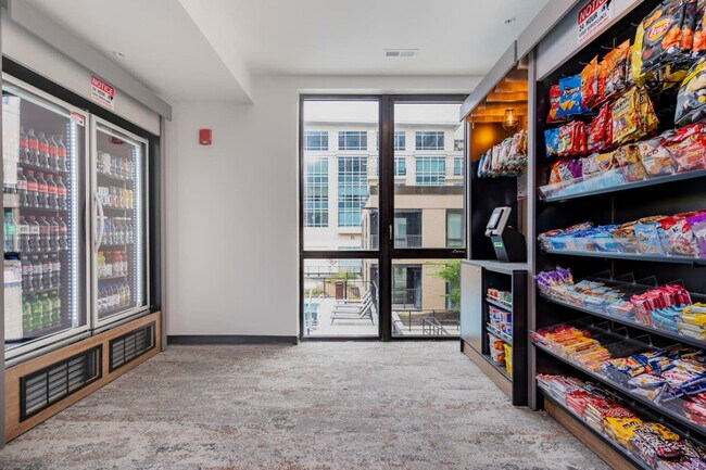 Building Photo - 421 N Pennsylvania St