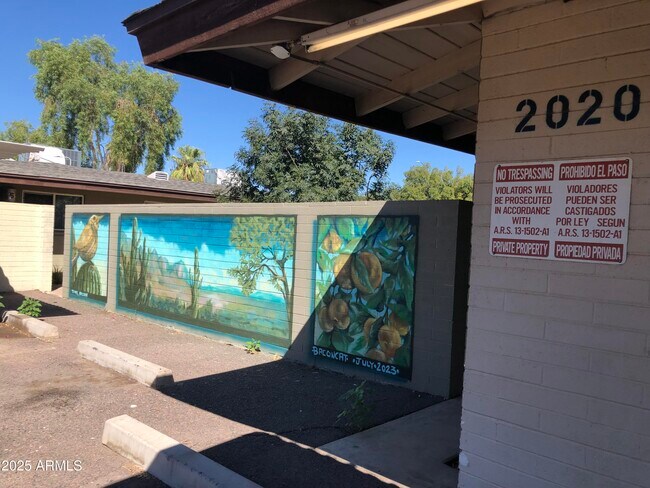 Building Photo - 2020 S Granada Dr