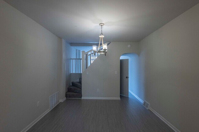 Building Photo - Cozy 1Bed/1Bath in Washing Village - Pigtown