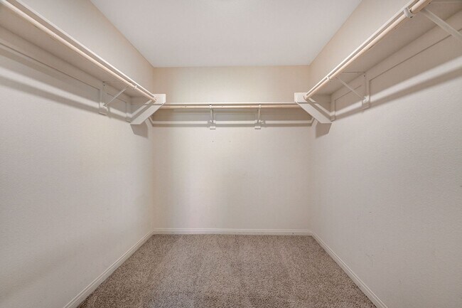 Building Photo - 2021 TOWNHOME IN GATED COMMUNITY N LAS VEGAS