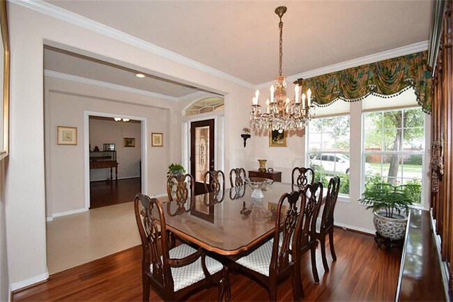 Building Photo - 12103 Ensenada Canyon Ln