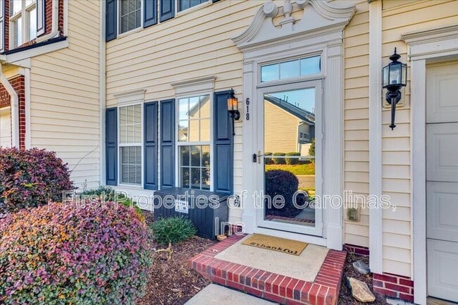 Building Photo - 618 Bayou Cir