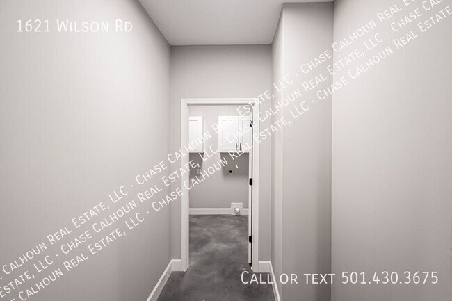 Building Photo - 1621 Wilson Rd