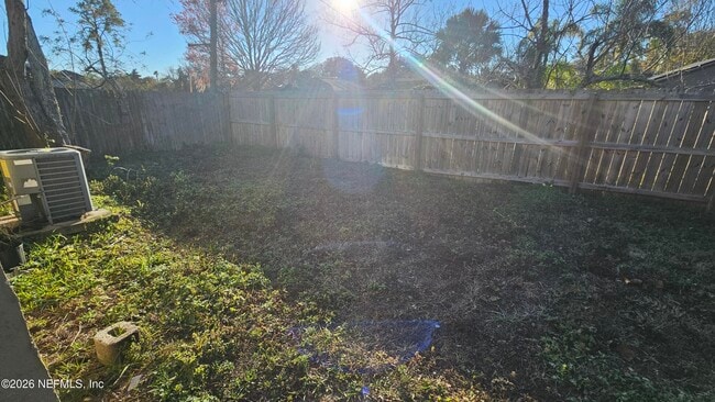 Building Photo - 820 Orchid St