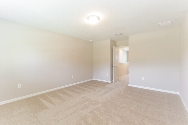 Building Photo - 2259 Shasta St