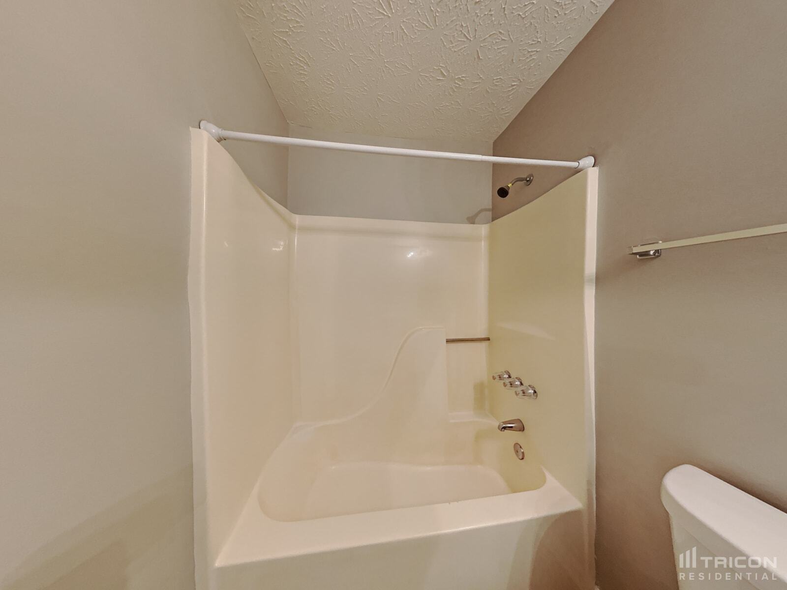 Building Photo - 1124 Whisper Wind Dr