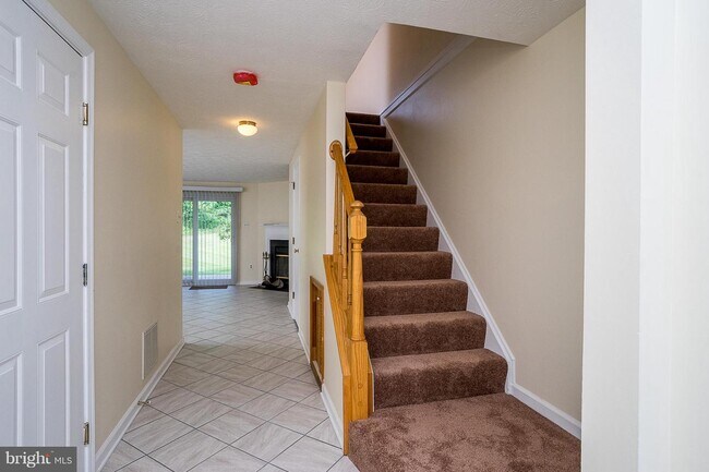 Building Photo - 7746 Patuxent Oak Ct