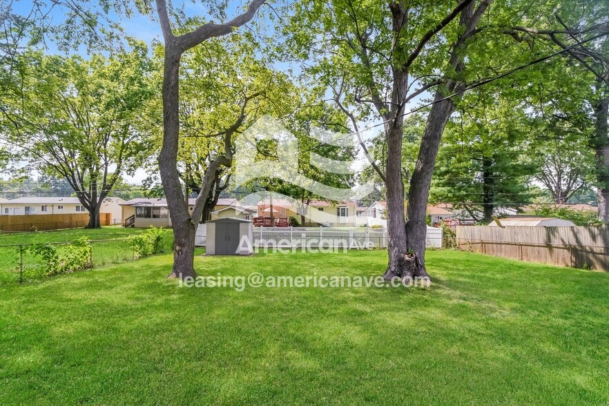 Building Photo - 1745 Kay Dr