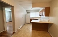 Building Photo - 539 Lowell Ave