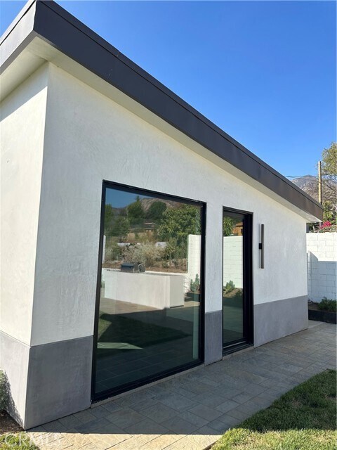 Building Photo - 3279 Laurice Ave