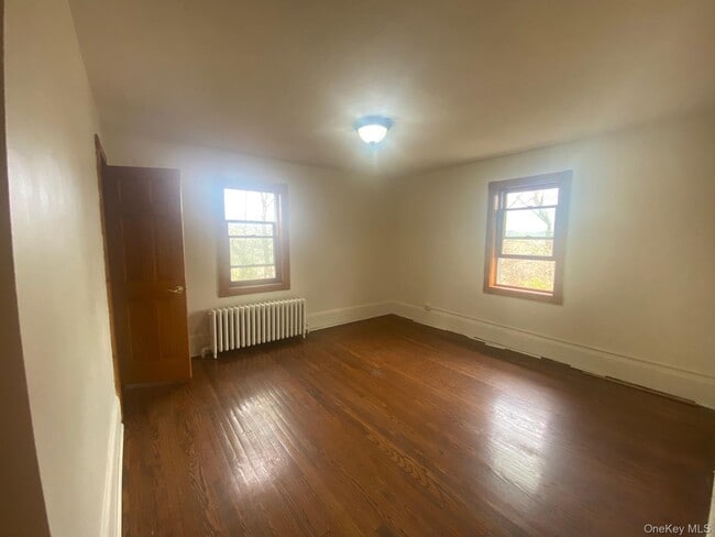 Building Photo - 72 N Liberty Dr