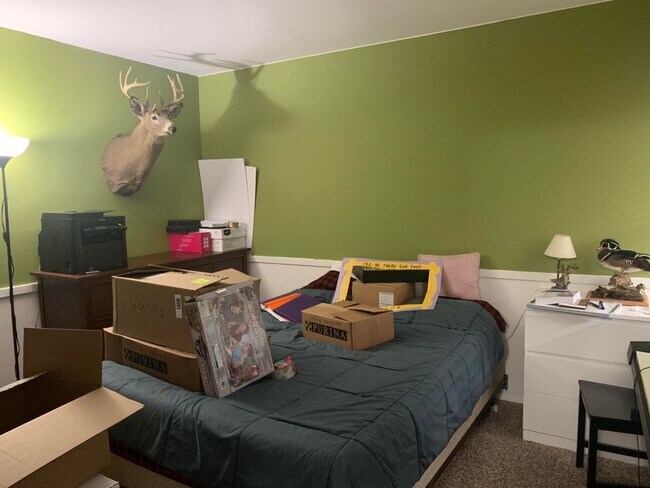 Building Photo - 138-140 Huntington Rd