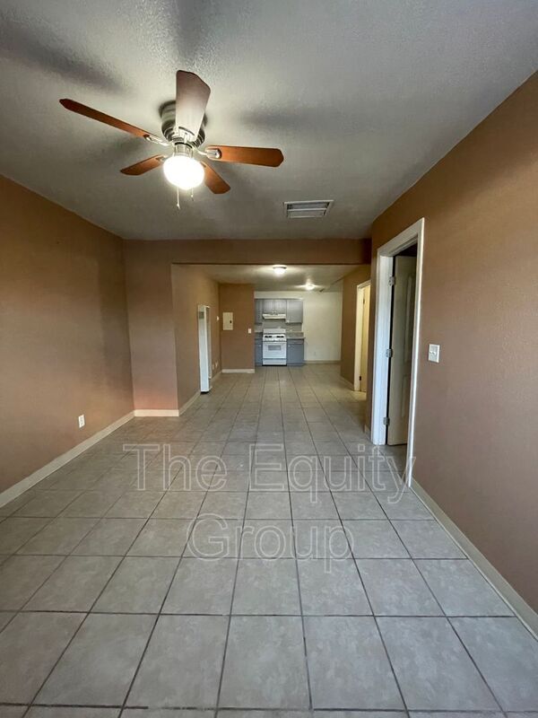 Building Photo - 32606 Rd 124