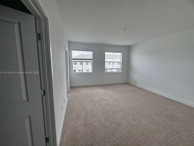 Building Photo - 123 SW 171st Ln