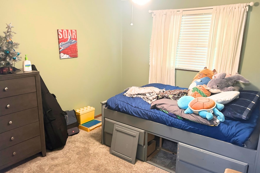 Building Photo - 2822 S Main Ave