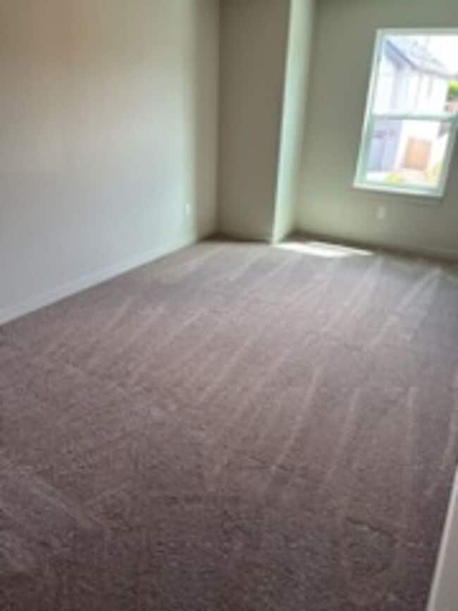 Building Photo - Brand new 3 bedroom single family home in a fantastic location!