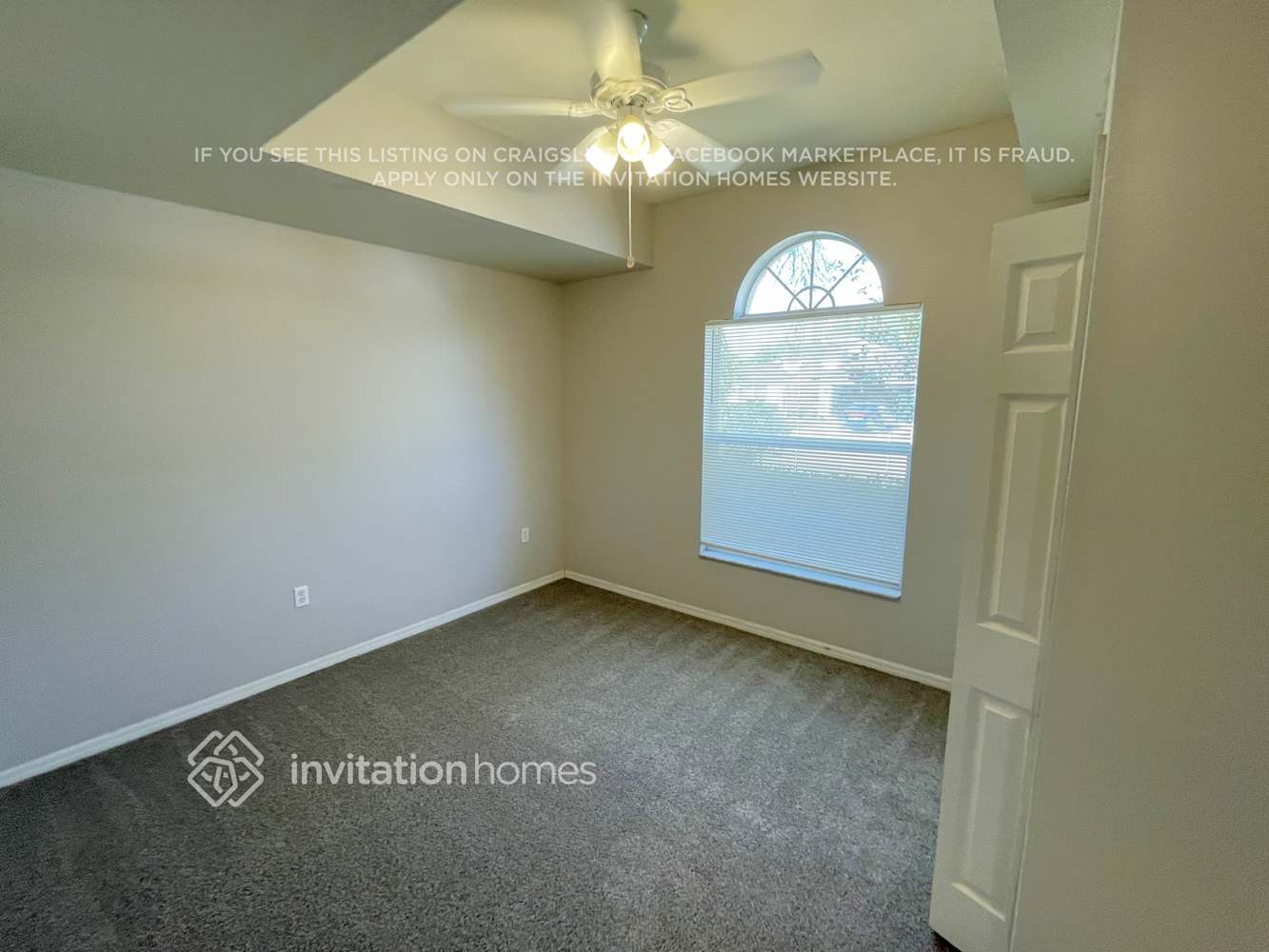 Building Photo - 22534 Roderick Dr