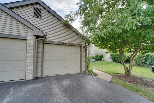 Building Photo - 329 Grissom Ct