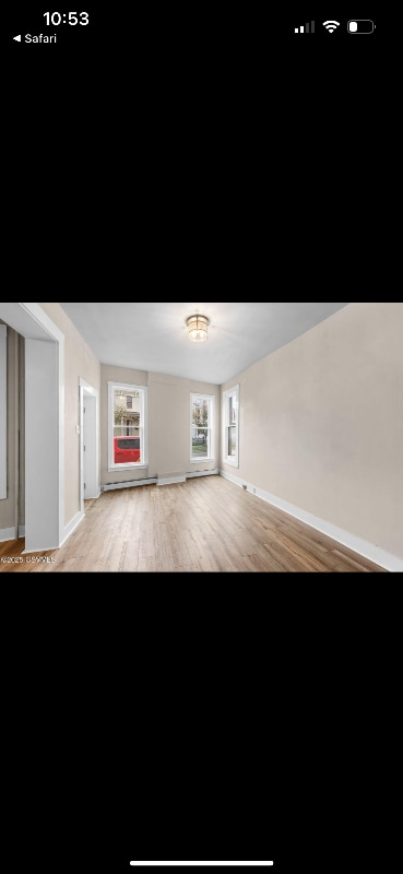 Building Photo - 148 Bloom St