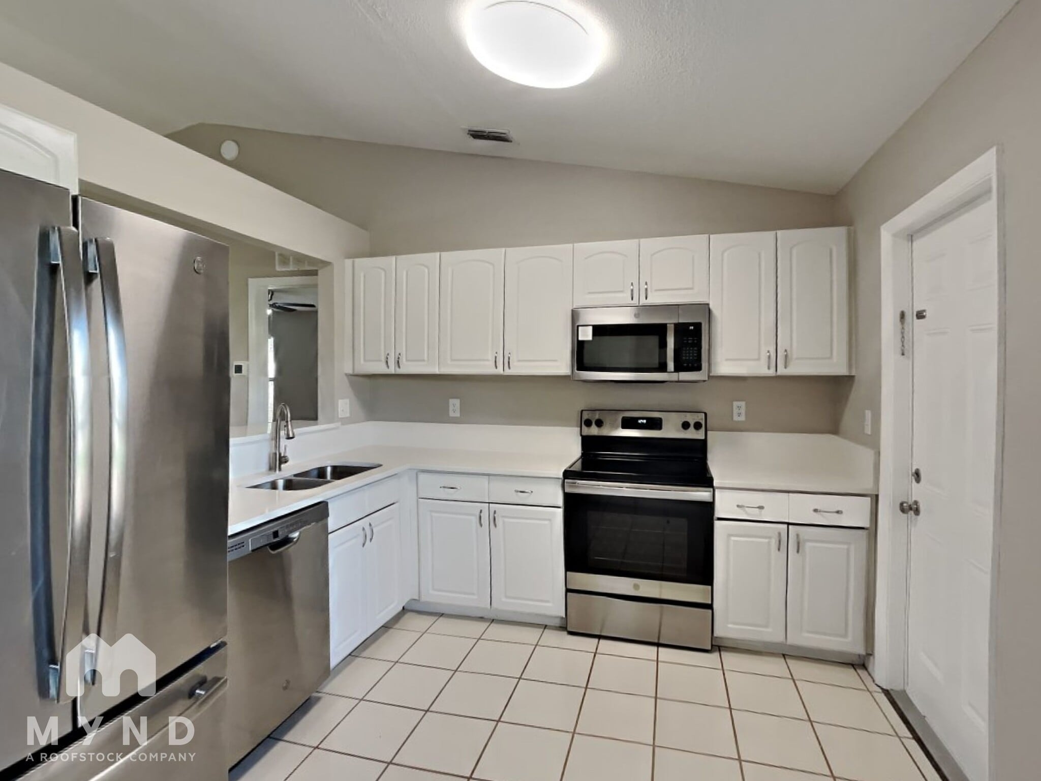 Building Photo - 530 Delido Way