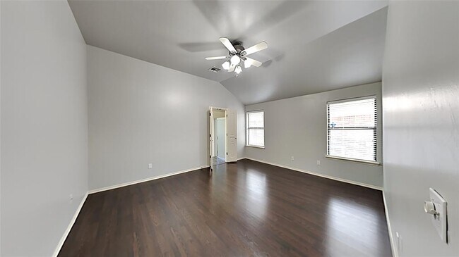 Building Photo - 5101 NW 163rd St