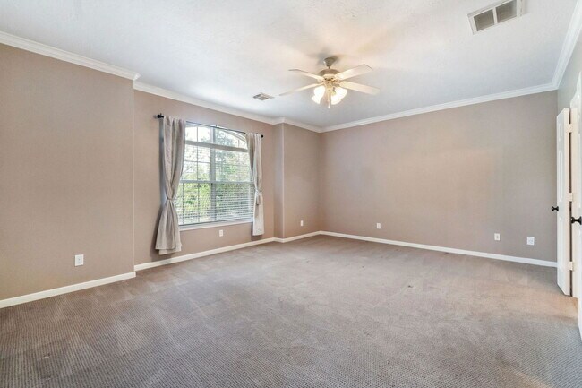 Building Photo - 7 Bellisima Ct