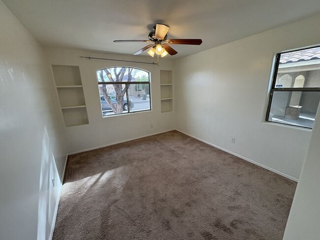 Building Photo - Vail School District Beauty