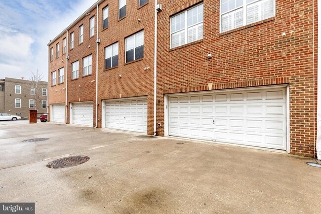 Building Photo - 3307 Fait Ave