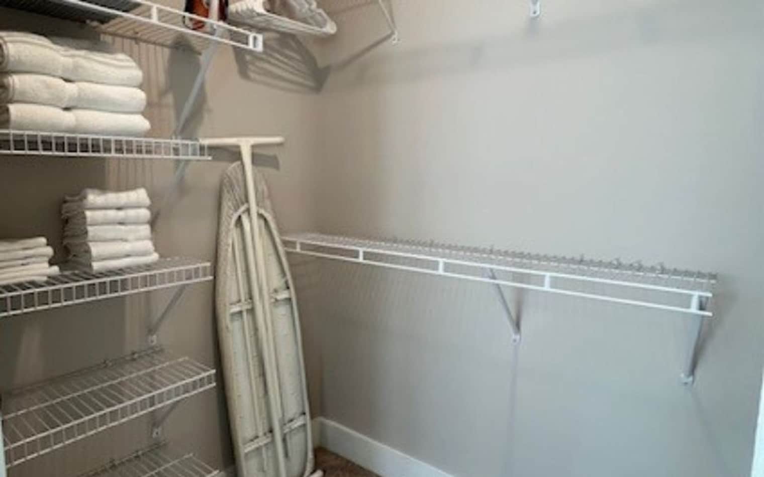 Building Photo - 1160 Johnson Ferry Rd NE