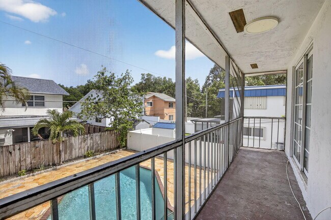 Building Photo - 5514 SW 44th Terrace