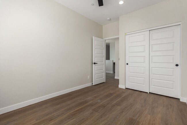 Building Photo - A629