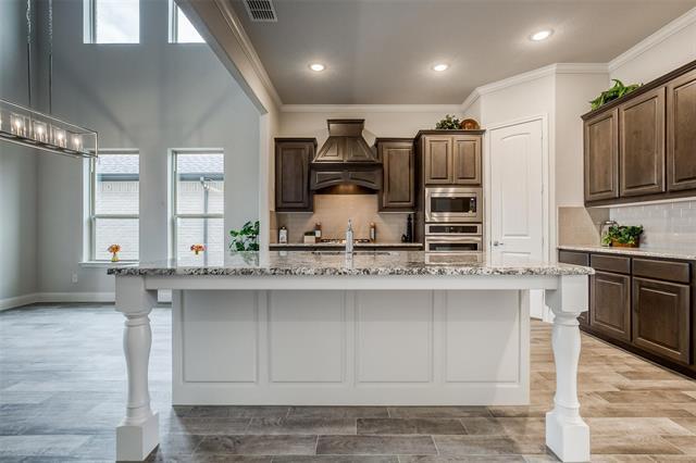 Building Photo - 332 Cowling Dr