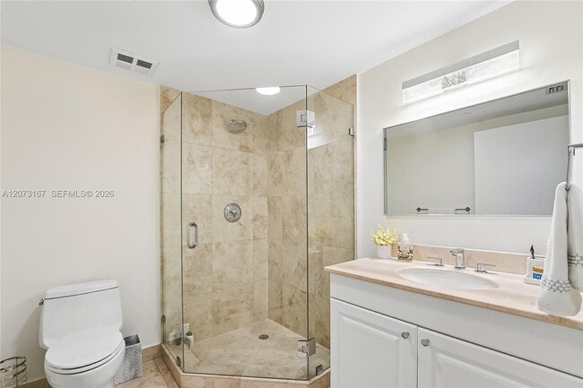 Building Photo - 20201 E Country Club Dr