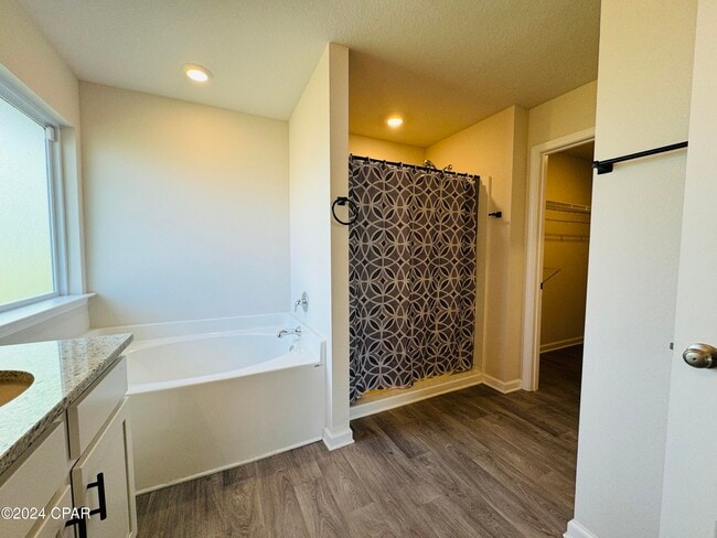 Building Photo - 120 Tiller Dr
