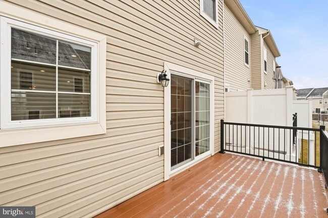 Building Photo - 8001 Alchemy Wy