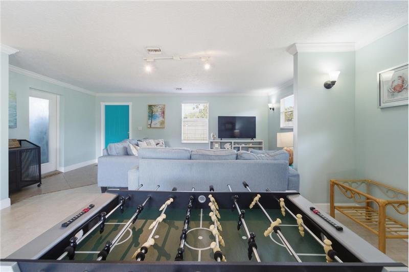 Building Photo - 1424 Willow Rd