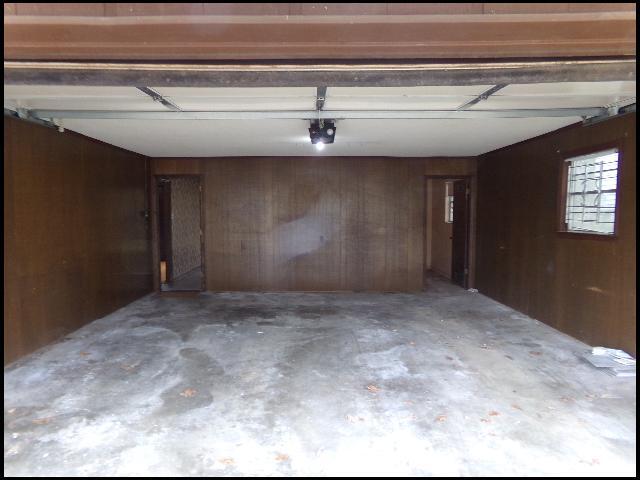 Building Photo - 711 Mimi Ln