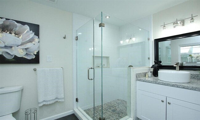 Building Photo - 8741 Blankenship Dr
