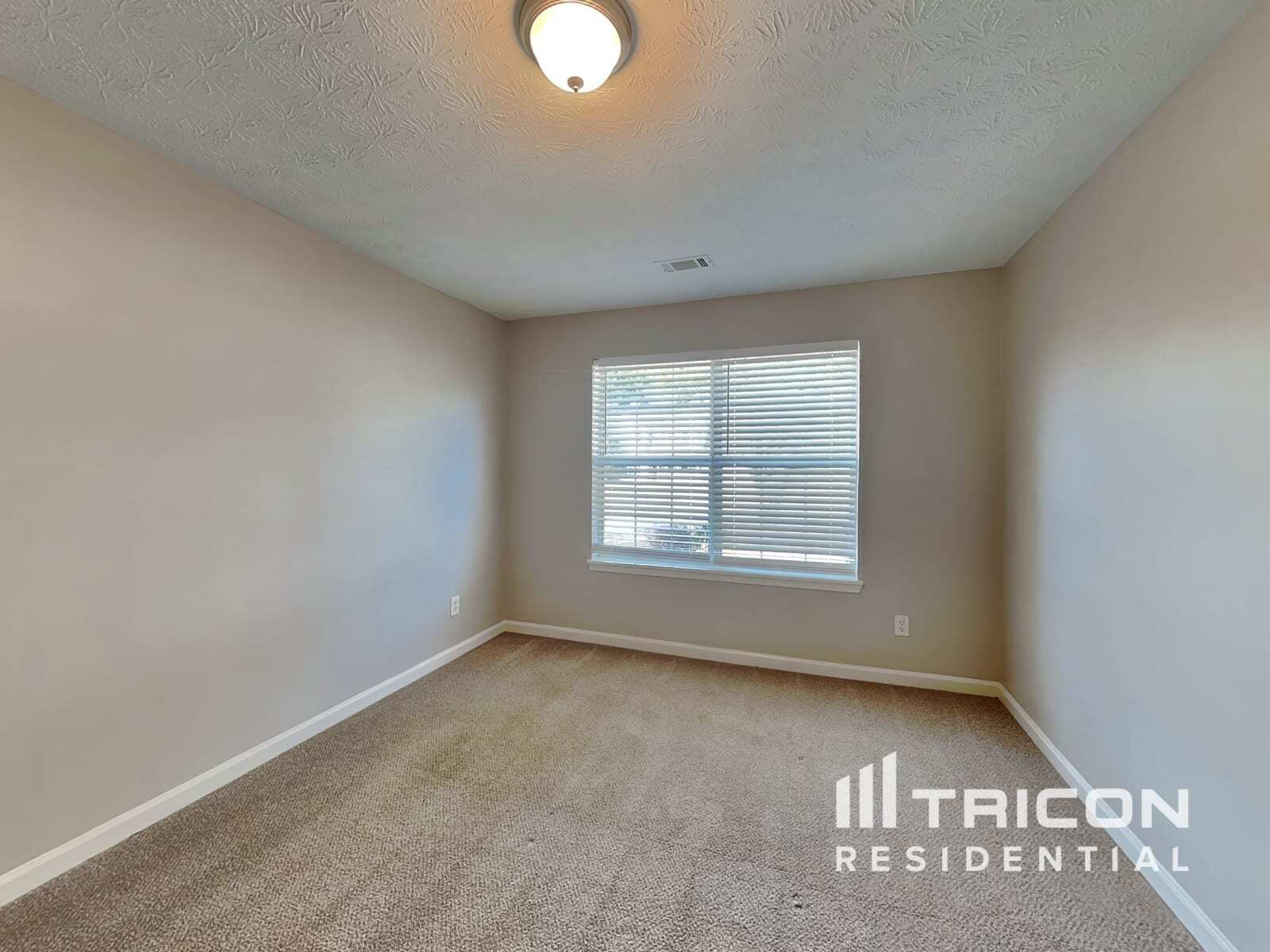 Building Photo - 737 Baskins Cir