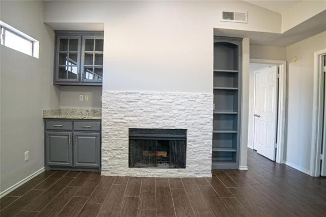 Building Photo - 4104 N Hall St