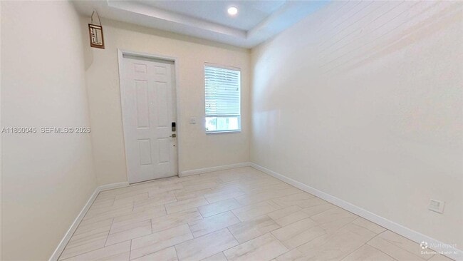 Building Photo - 1420 SE 26th Ave