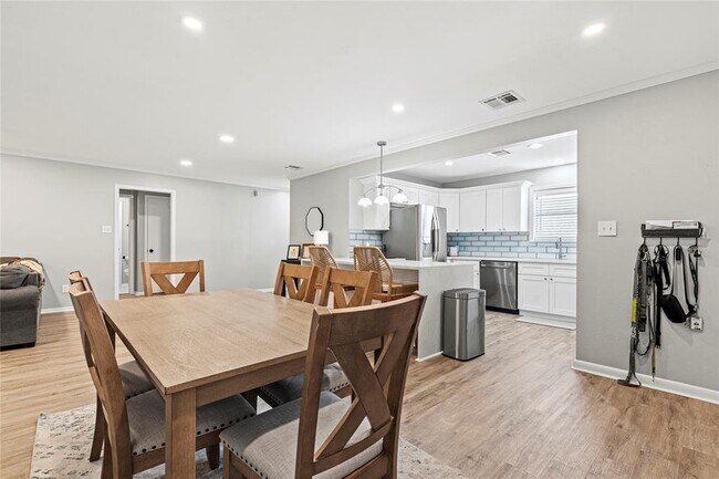 Building Photo - 2503 46th St