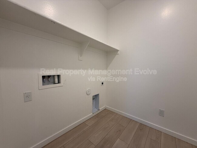 Building Photo - 17760 W Cassia Way