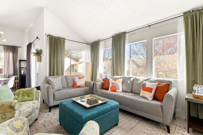 Building Photo - 5400 Alexis Cove