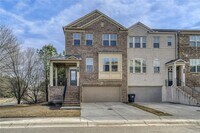 Building Photo - 901 Sunset Park Dr